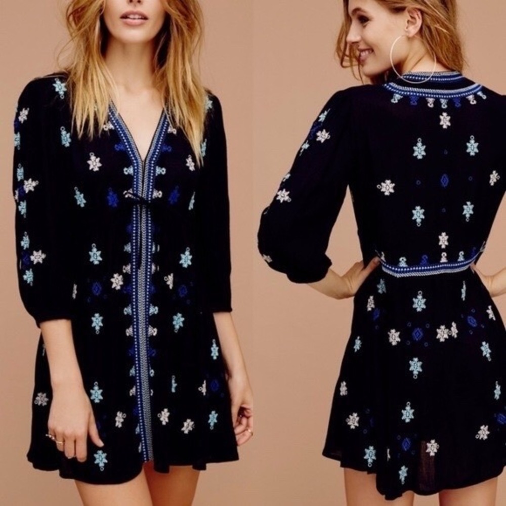 Free People Star Gazer Mini Dress Medium Black Boho V-Neck 3/4 Sleeve Peasant